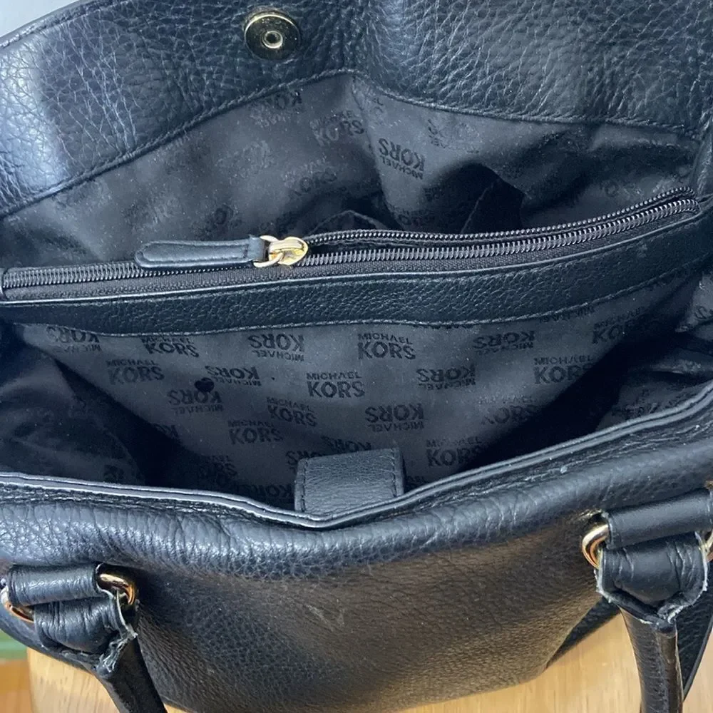 Michael Kors Bag”Hamilton” Black Pebbled Leather Crossbody Strap Excellent - Picture 8 of 9